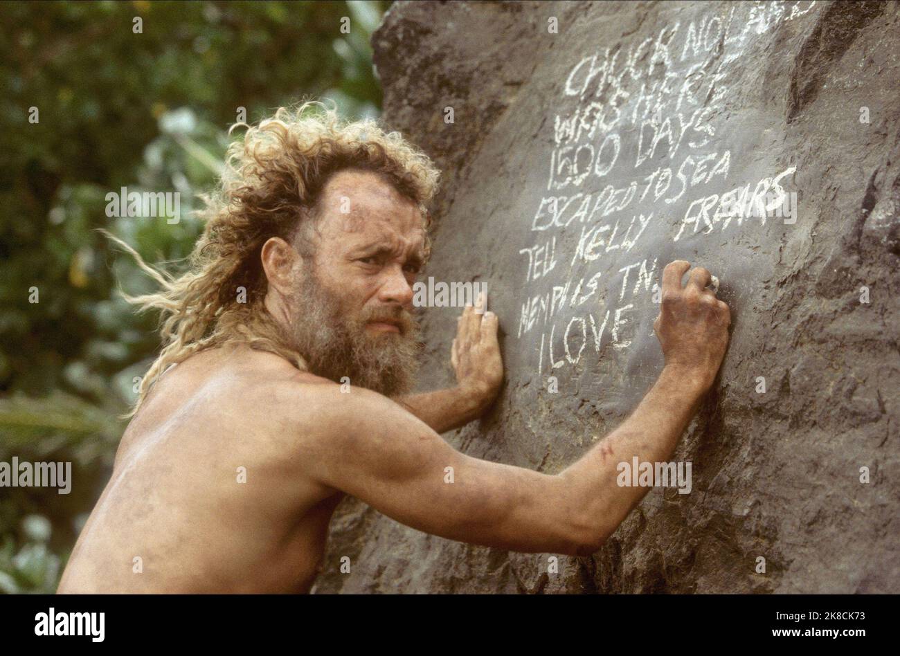 Tom Hanks Film: Cast Away (USA 2000) Charaktere: Chuck Noland Regie: Robert Zemeckis 07 December 2000 **WARNUNG** Dieses Foto ist nur für redaktionelle Zwecke bestimmt und unterliegt dem Copyright von DREAMWORKS SKG und/oder des Fotografen, der von der Film- oder Produktionsfirma beauftragt wurde und darf nur von Publikationen im Zusammenhang mit der Bewerbung des oben genannten Films reproduziert werden. Eine obligatorische Gutschrift an DREAMWORKS SKG ist erforderlich. Der Fotograf sollte auch bei Bekanntwerden des Fotos gutgeschrieben werden. Ohne schriftliche Genehmigung der Film Company kann keine kommerzielle Nutzung gewährt werden. Stockfoto