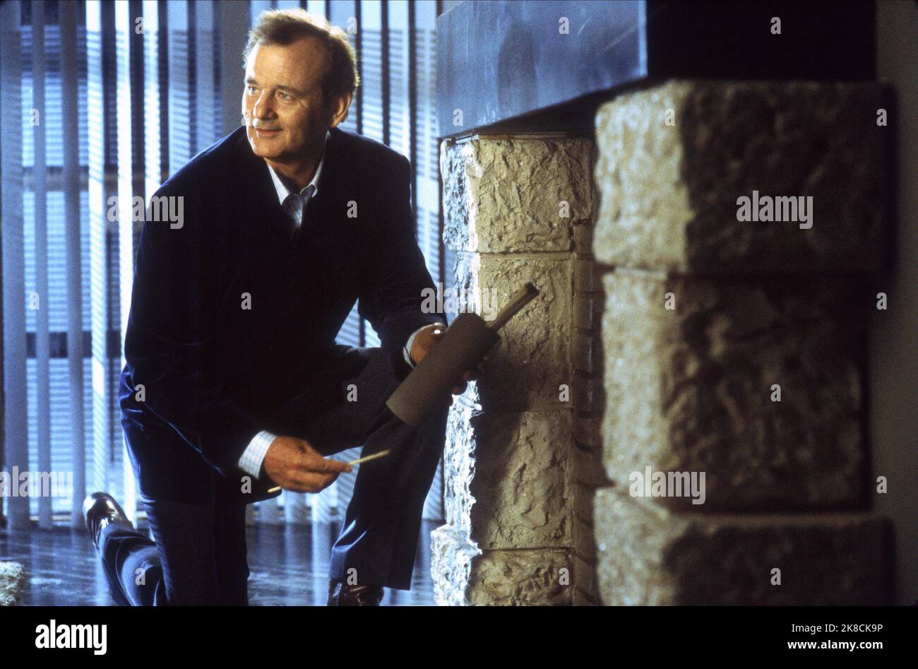 Bill Murray Film: Charlie'S Angels (USA/DE 2000) Charaktere: John Bosley / drei Regie: Mcg (Joseph McGinty Nichol ) 18 June 2000 **WARNUNG** Dieses Foto ist nur für den redaktionellen Gebrauch bestimmt und unterliegt dem Copyright von COLUMBIA PICTURES und/oder des Fotografen, der von der Film- oder Produktionsfirma beauftragt wurde und darf nur durch Publikationen im Zusammenhang mit der Bewerbung des oben genannten Films reproduziert werden. Eine obligatorische Gutschrift für COLUMBIA PICTURES ist erforderlich. Der Fotograf sollte auch bei Bekanntwerden des Fotos gutgeschrieben werden. Ohne schriftliche Genehmigung der Film Company kann keine kommerzielle Nutzung gewährt werden. Stockfoto