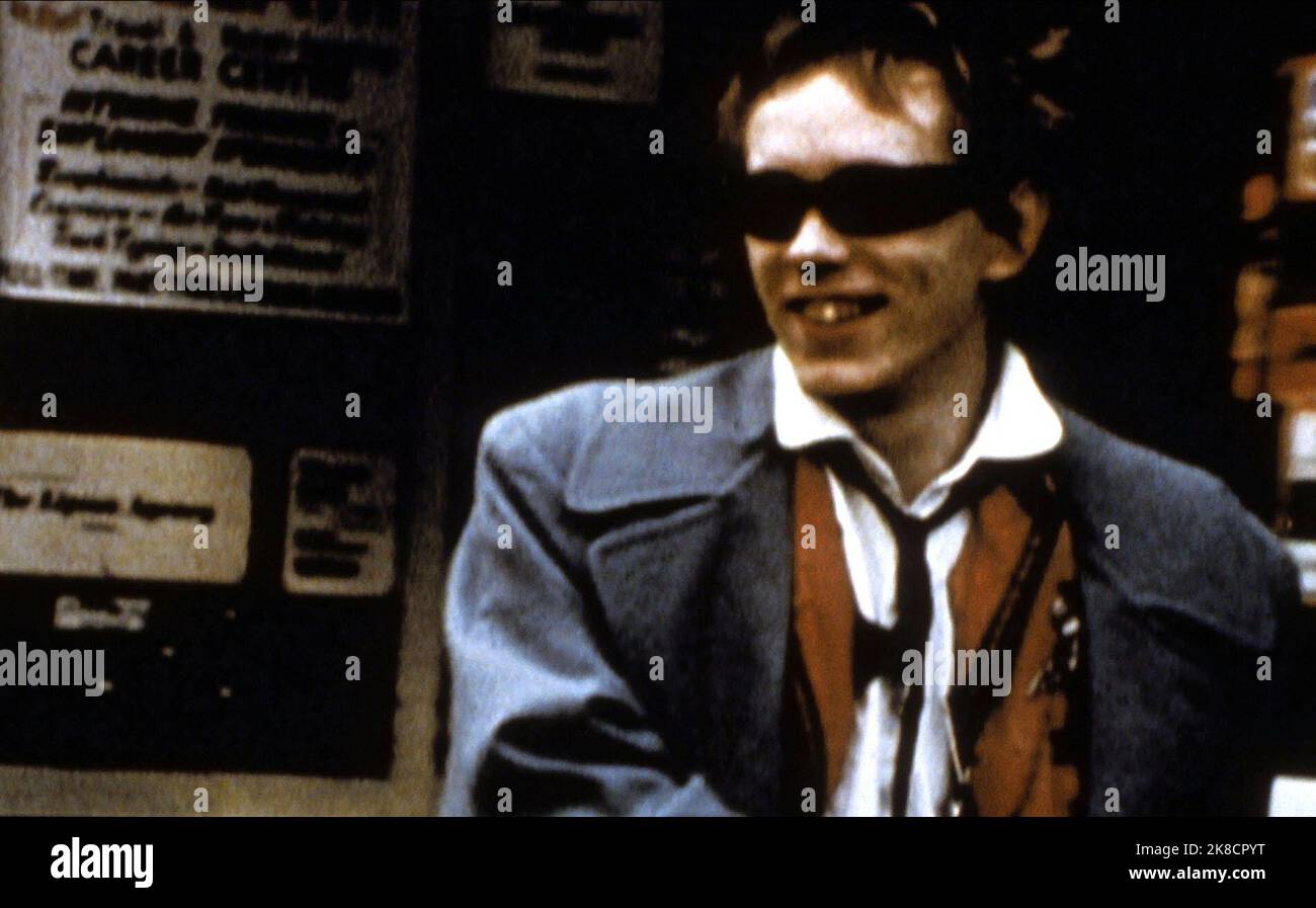 John Lydon Film: The Filth and the Fury (2000) Charaktere: Er selbst (als Johnny Rotten Regie: Julien Temple 25 January 2000 **WARNUNG** Dieses Foto ist nur für den redaktionellen Gebrauch bestimmt und unterliegt dem Copyright von FILMFOUR und/oder des Fotografen, der von der Film- oder Produktionsfirma beauftragt wurde, und kann nur von Publikationen im Zusammenhang mit der Bewerbung des oben genannten Films reproduziert werden. Eine obligatorische Gutschrift an FILMFOUR ist erforderlich. Der Fotograf sollte auch bei Bekanntwerden des Fotos gutgeschrieben werden. Ohne schriftliche Genehmigung der Film Company kann keine kommerzielle Nutzung gewährt werden. Stockfoto