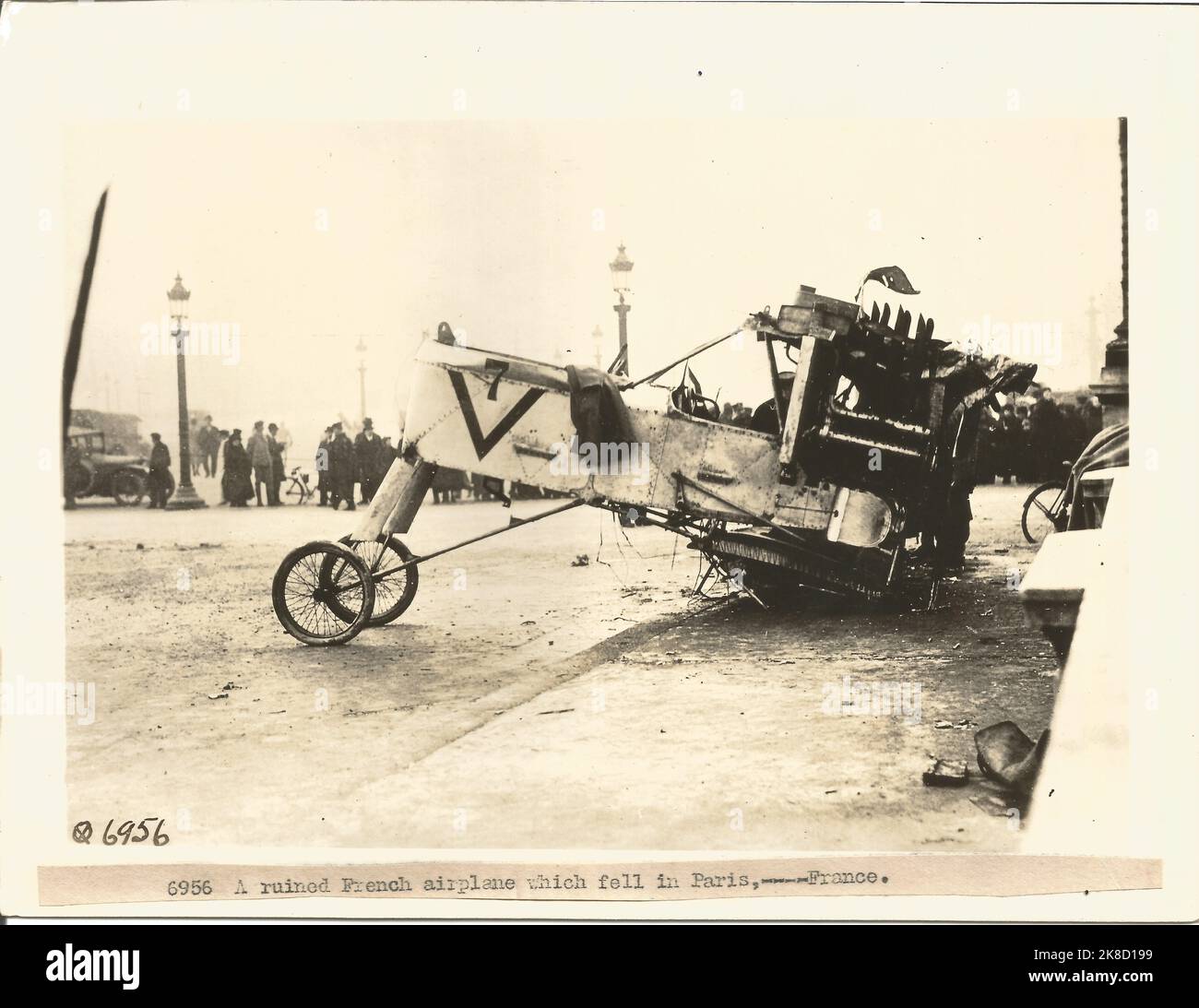 Der 1. Weltkrieg ruiniert französisches Flugzeug in Paris Frankreich Stockfoto