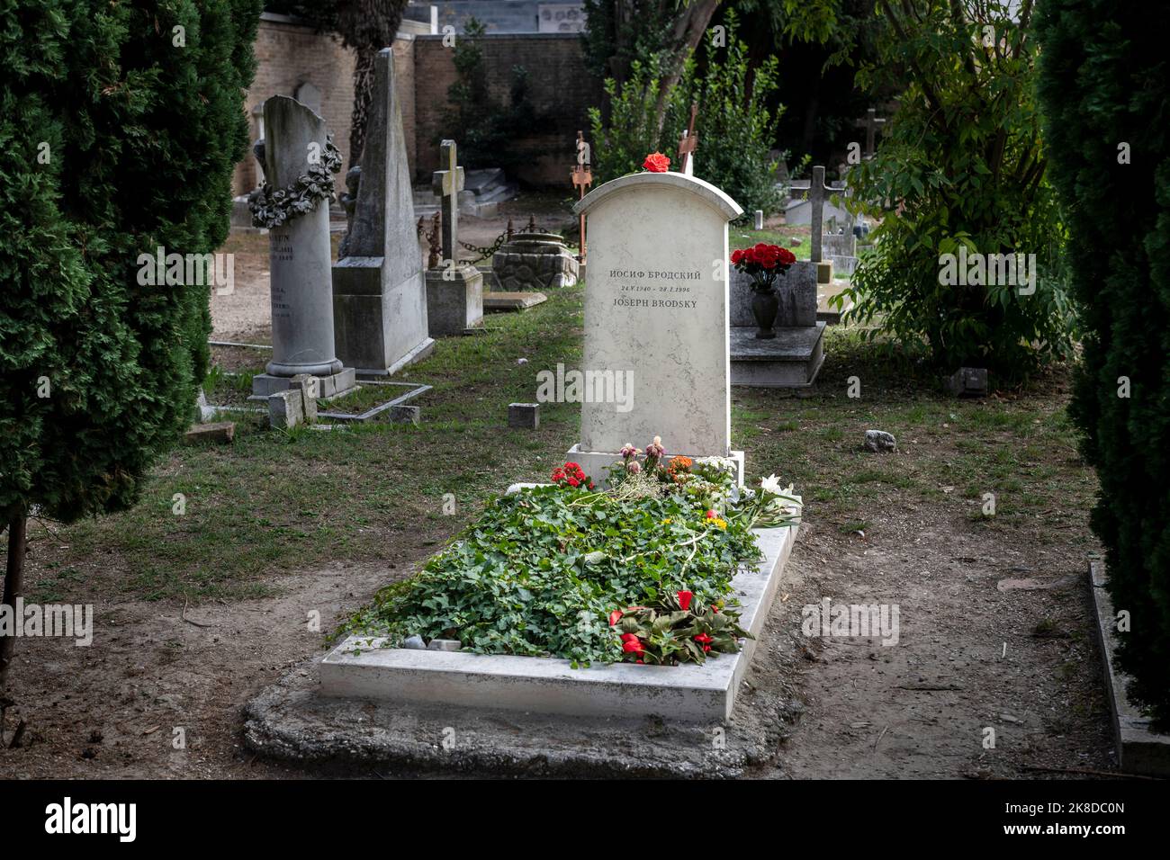 Das Grab des russischen Dichters Joseph Brodsky auf dem Friedhof von San Michele in der Lagune von Venedig Stockfoto