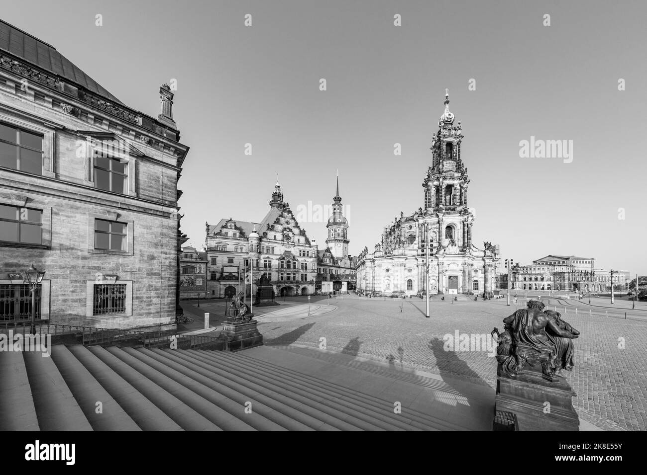 Residenzschloss mit Hausmannturm, Hofkirche und Semperoper, Dresden, Sachsen, Deutschland Stockfoto