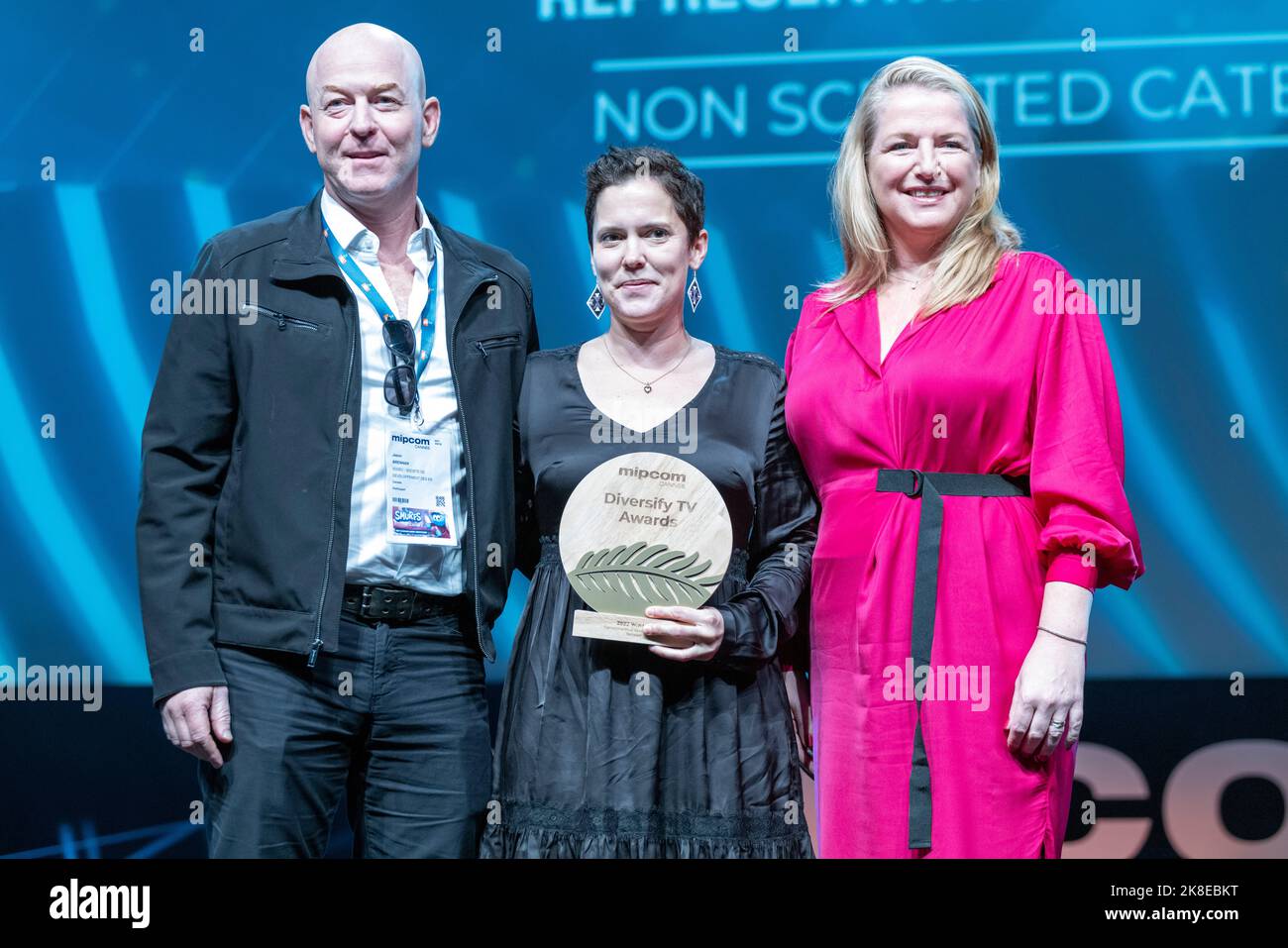 Cannes, Frankreich, 19 2022. Oktober, diversify TV Awards winners at the MIPCOM 2022 - The World’s Entertainment Content Market © Ifnm Press Stockfoto