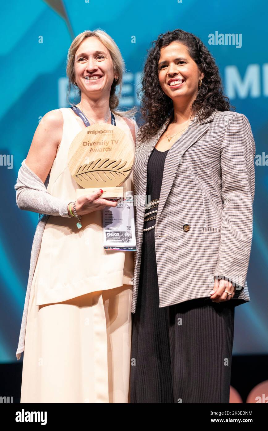 Cannes, Frankreich, Oktober 19 2022, Gewinner der Diversify TV Awards bei der MIPCOM 2022 - The World’s Entertainment Content Market © Ifnm Press Stockfoto
