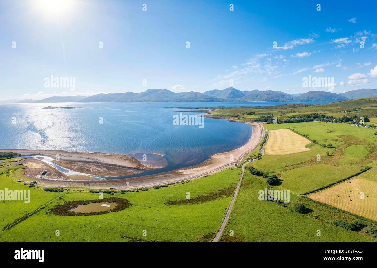 Luftaufnahme von Cuil Bay und Loch Linnhe, Schottland Stockfoto