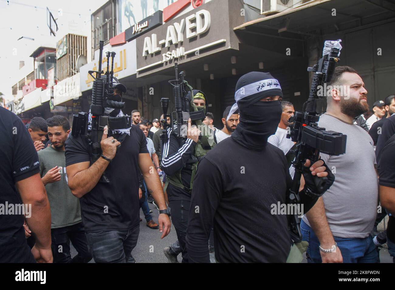 Dompteur al kilani Fotos und Bildmaterial in hoher Auflösung Alamy