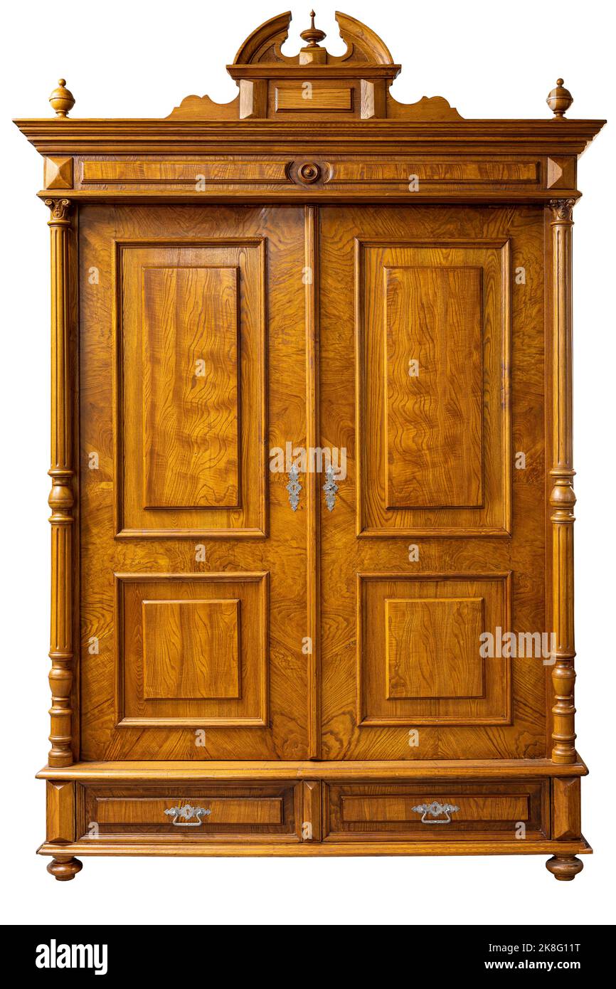 Brauner klassischer Kleiderschrank mit zwei Türen isoliert auf weißem Hintergrund. Klassische Möbel. Vintage-Innenausstattung. Stockfoto