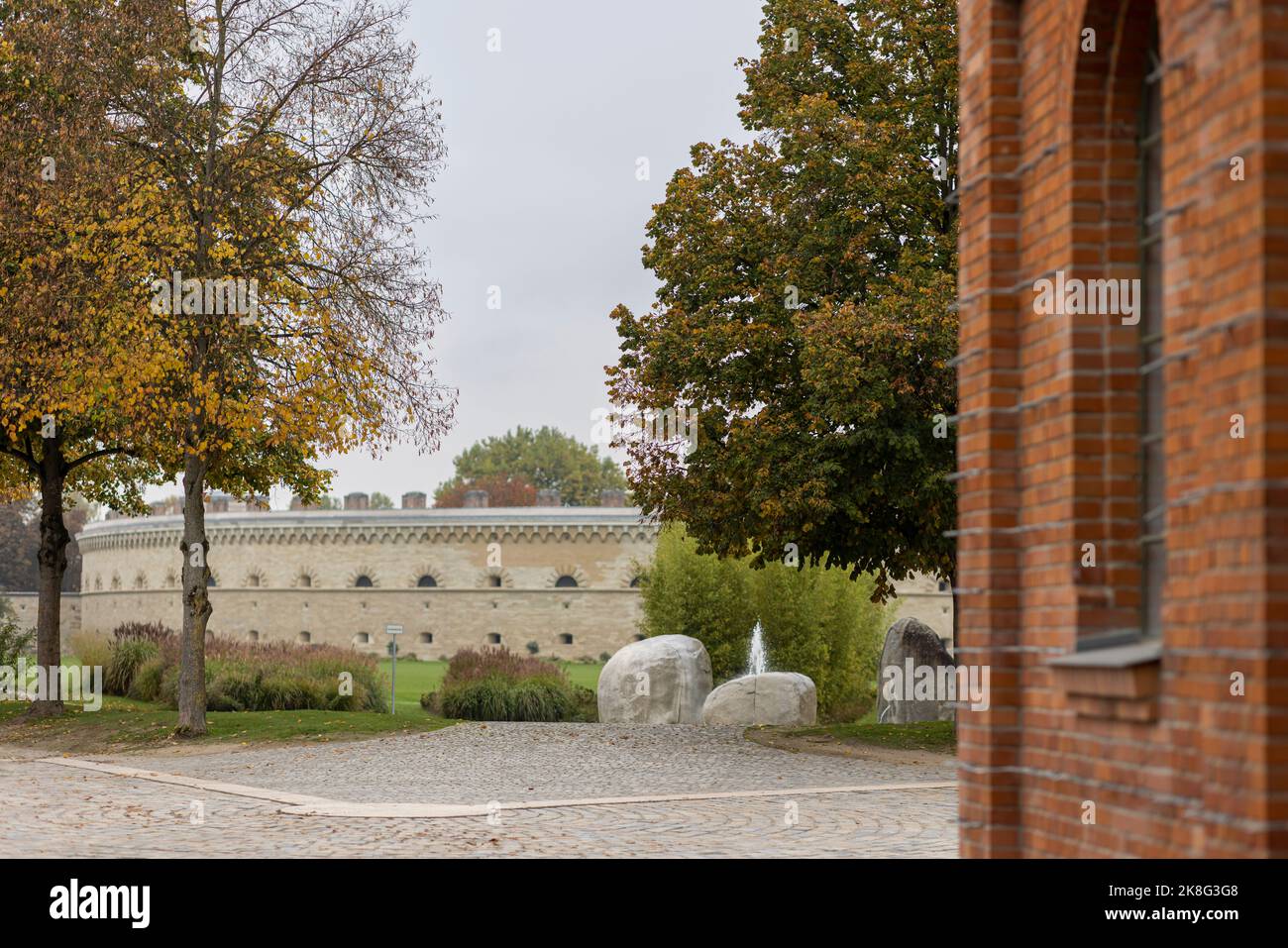Ein historisches Armeegebäude in der bayerischen Stadt Ingolstadt Stockfoto