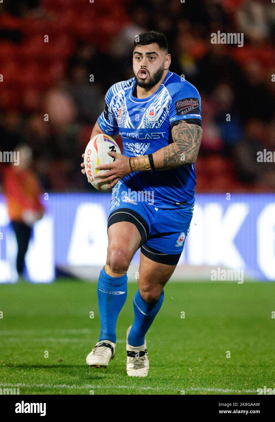 Samoas Royce Hunt während des Rugby-League-Weltcup-Spiels der Gruppe A im Eco-Power Stadium, Doncaster. Bilddatum: Sonntag, 23. Oktober 2022. Stockfoto