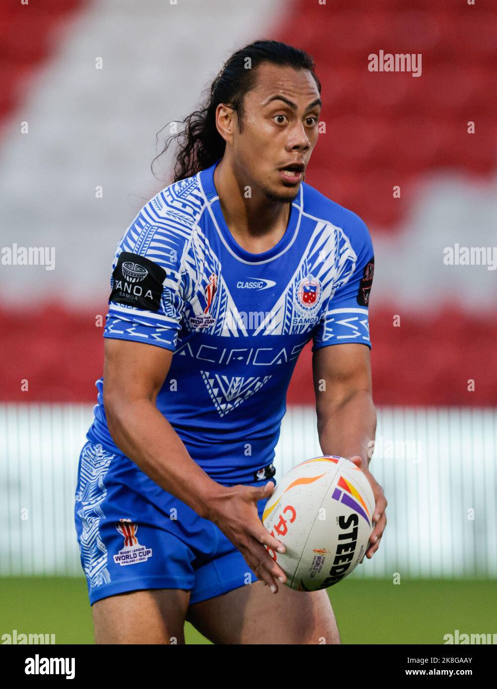 Jerome Luai von Samoa während des Rugby League World Cup-Spiels der Gruppe A im Eco-Power Stadium, Doncaster. Bilddatum: Sonntag, 23. Oktober 2022. Stockfoto