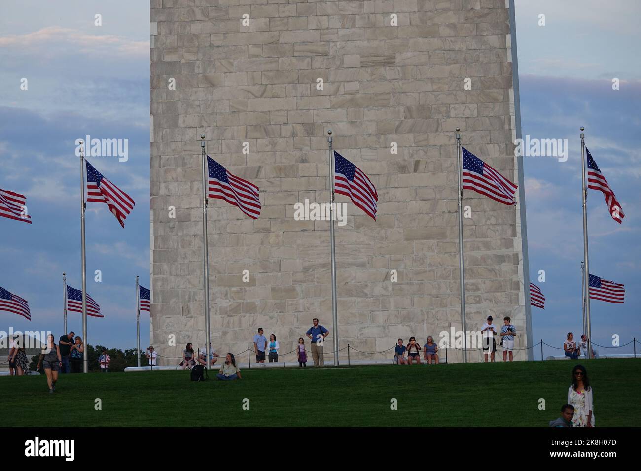 Das Washington Monument ist ein Obelisk-förmiges Gebäude in der National Mall in Washington, D.C., erbaut zum Gedenken an George Washington, einst Comma Stockfoto