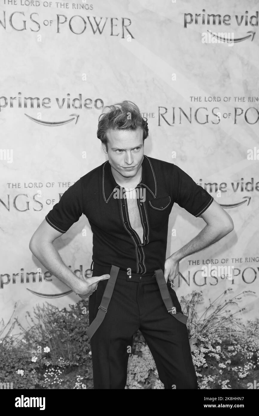 Will Fletcher nimmt an der Weltpremiere von „der Herr der Ringe: Die Ringe der Macht“ am Leicester Square in London Teil. Stockfoto