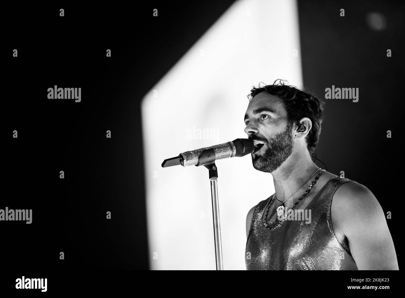 22. Oktober 2022, Italien: Marco Mengoni bei einem Konzert im Palazzo dello Sport in Rom. (Bild: © Stefano Cappa/Pacific Press via ZUMA Press Wire) Stockfoto