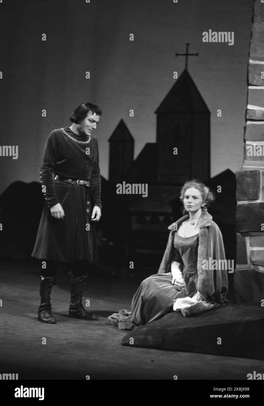 oslo-19580906-das-norwegische-theater-er-ffnet-die-saison-mit-kristin