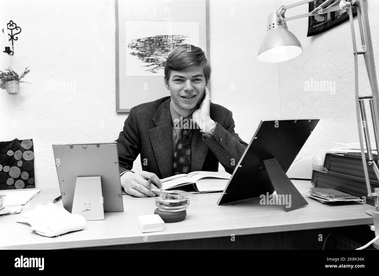 Oslo November 1972 KRFPolitiker Kjell Magne Bondevik ist Norwegens