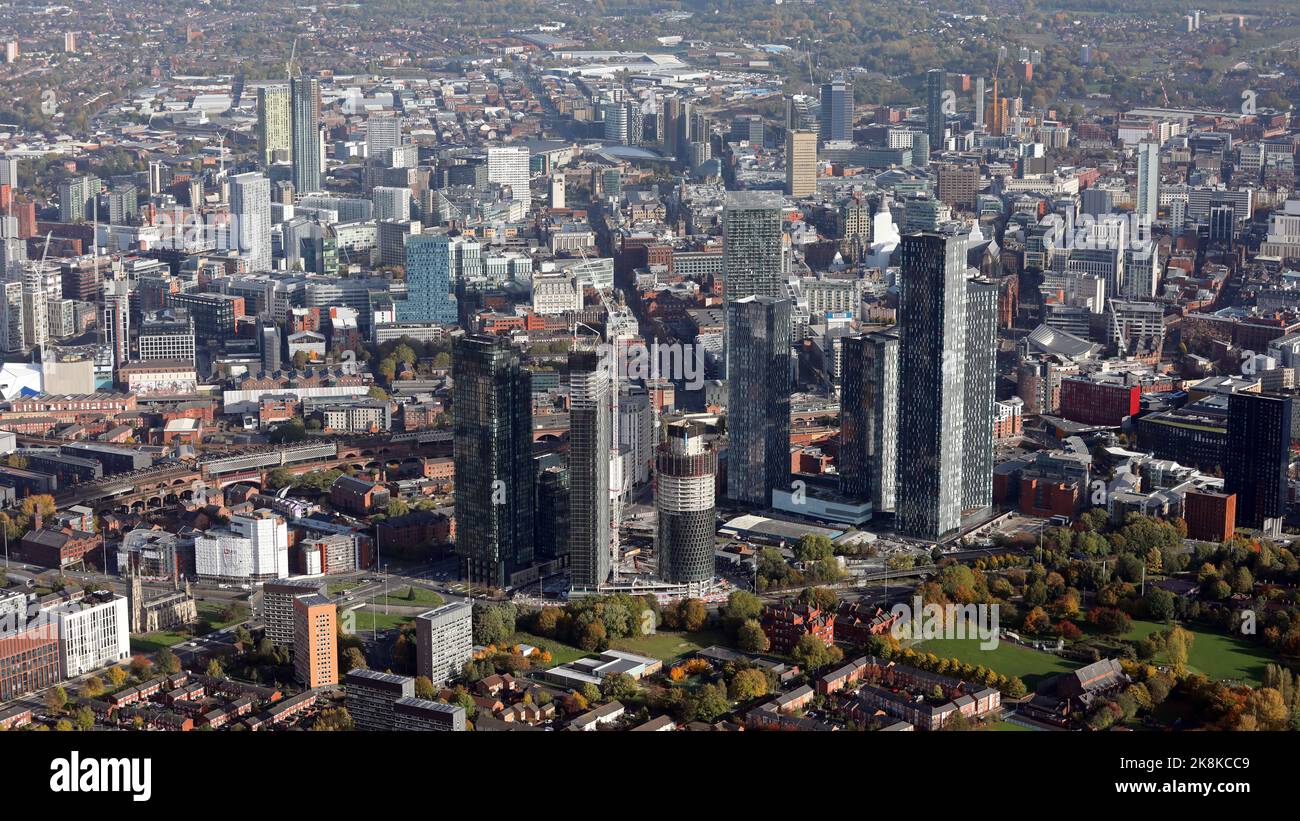 Luftaufnahme der Skyline des Stadtzentrums von Manchester aus dem Südwesten Stockfoto