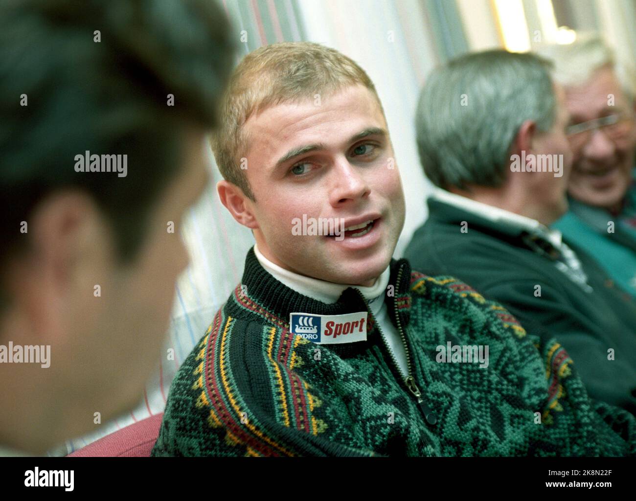 Hier mit adne sondral foto Fotos und Bildmaterial in hoher Auflösung