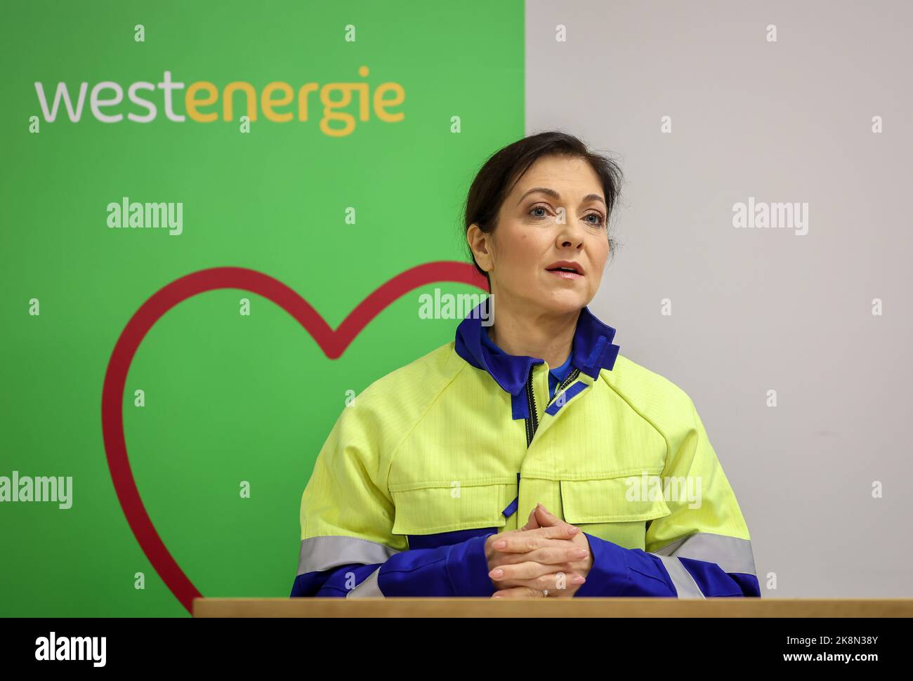 Holzwickede, Nordrhein-Westfalen, Deutschland - Katherina Reiche, CEO Westenergie AG, bei einer Presseveranstaltung zum Wasserstoffprojekt H2HoWi in Holzwickede ne Stockfoto