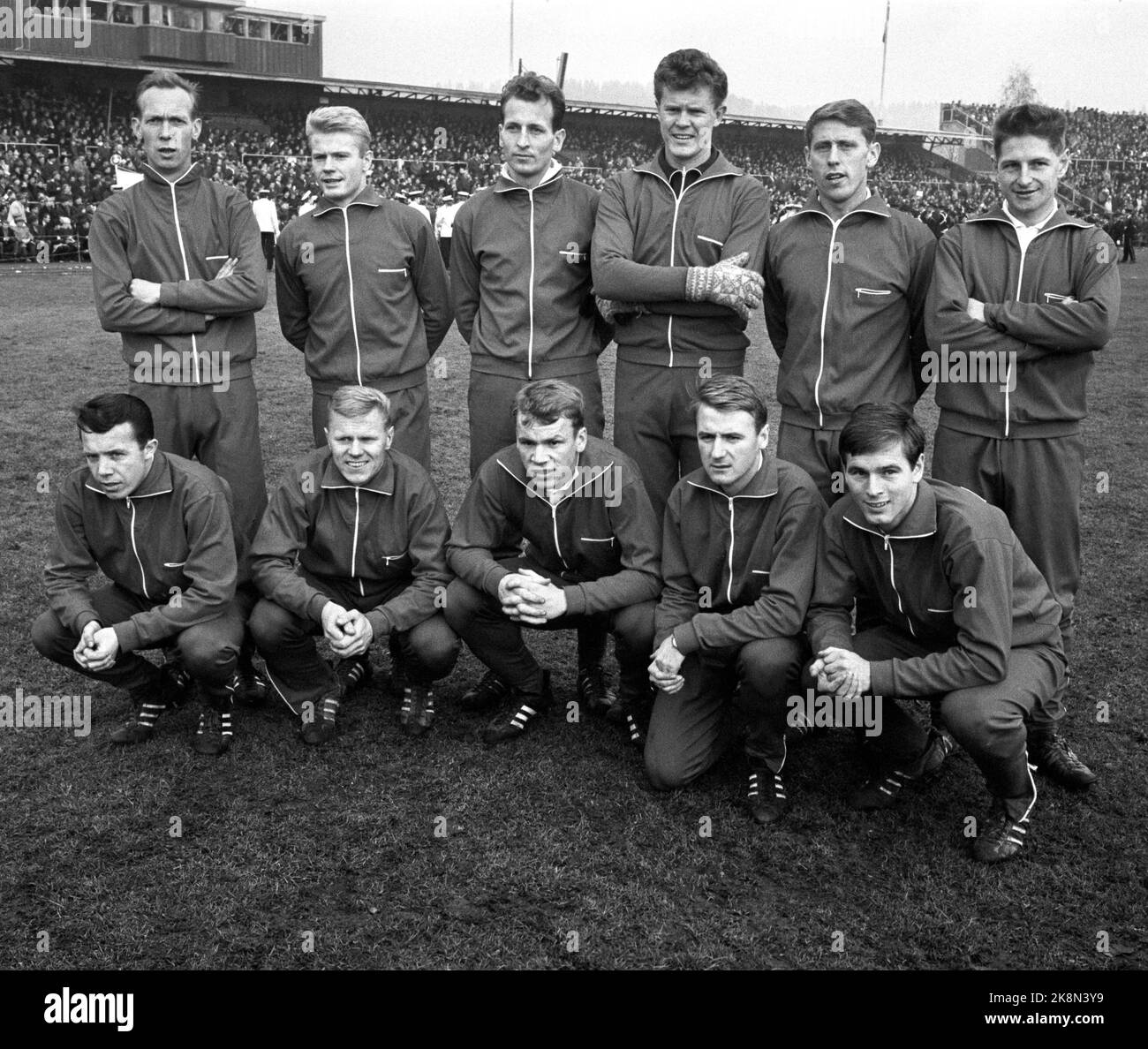Ullevaal stadion fredrikstad fk wurde 1966 norwegischer meister -Fotos ...