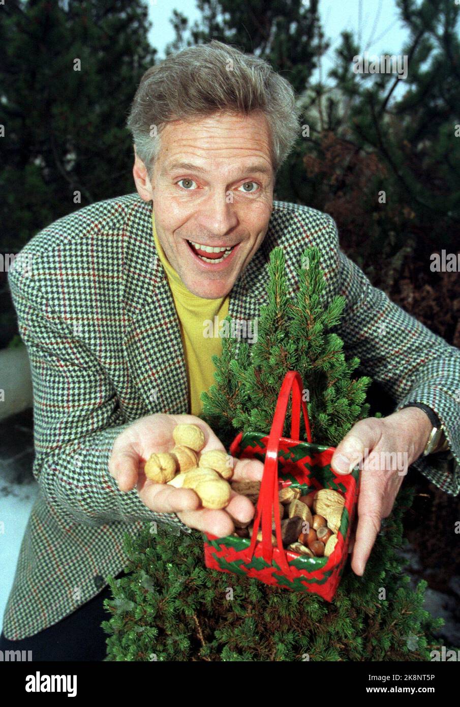 Roald Øyen, der mit Start am Weihnachtstag auch für seine "Weihnachtsnüsse" in NRK bereit ist, verspricht in diesem Jahr schwierigere Aufgaben. Scanfoto: Erik Johansen / NTB Stockfoto