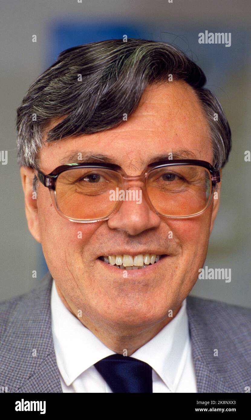 Oslo 19860523. Der Minister für Erdöl und Energie Arne Øien (AP) war von Mai 1986 bis Oktober 1989 Staatsminister in der Regierung Brundtland. Foto: Morten Holm / NTB / NTB Stockfoto