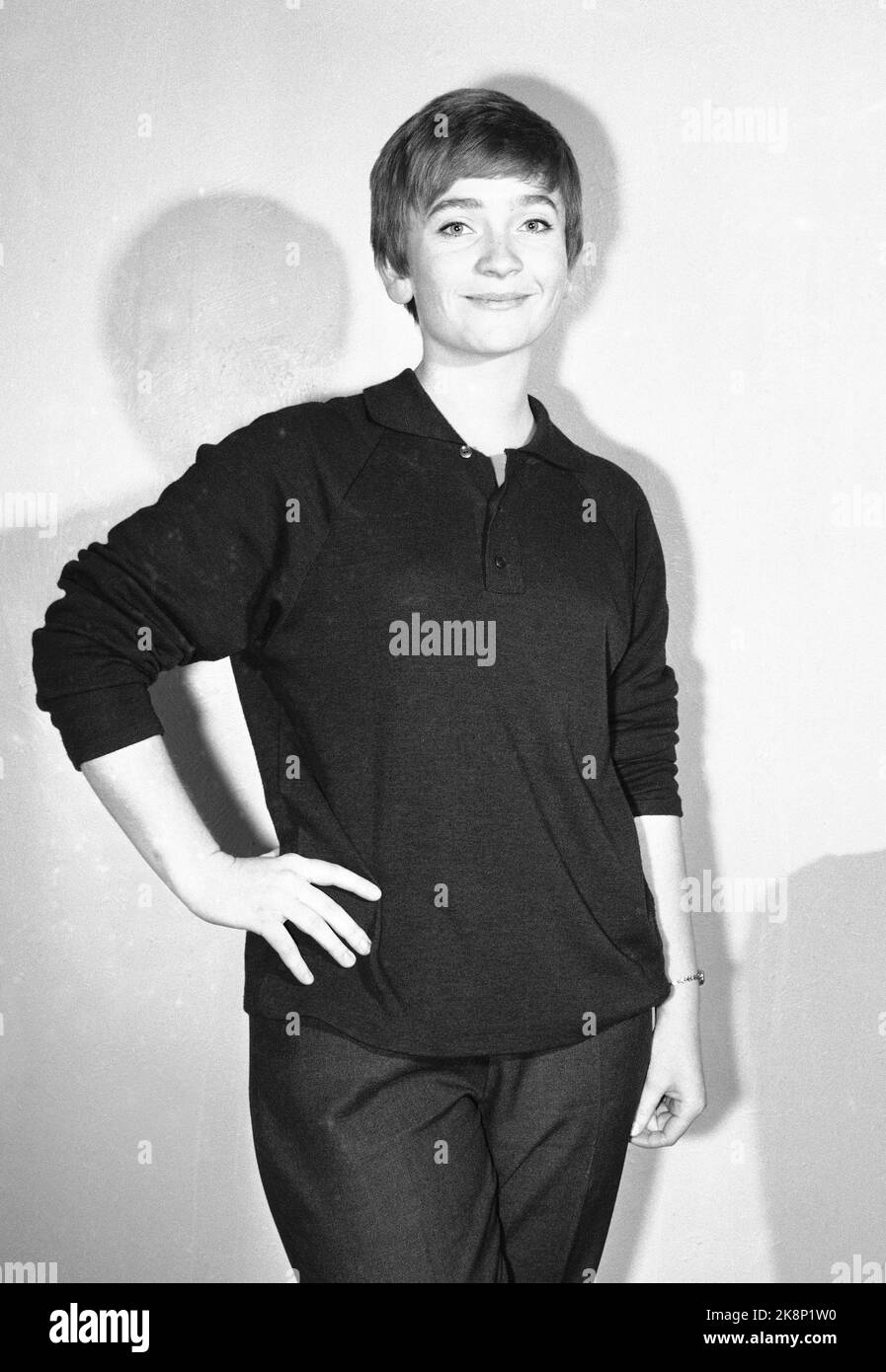 Oslo 25. März 1961. Kinder berühmter Eltern. Hier Kristin Jacobsen, Tochter von Randi Heide Steen. Foto: Aage Storløkken / NTB / NTB Stockfoto