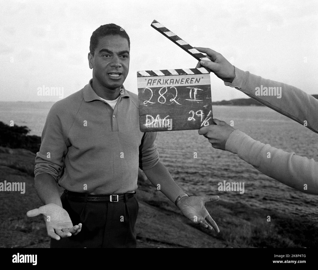 Film klatscht in das bild foto Fotos und Bildmaterial in hoher