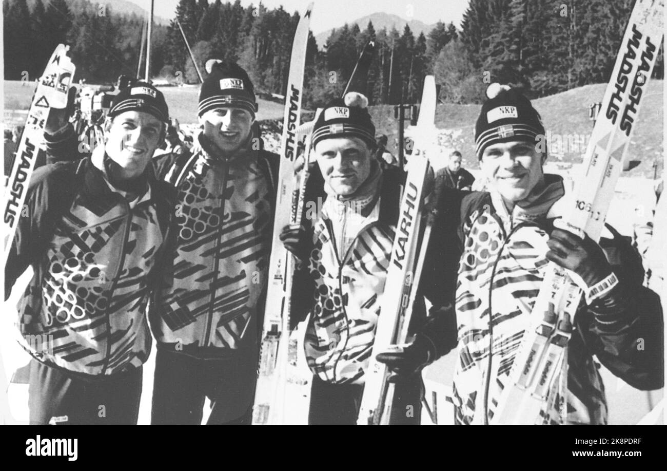 Feistritz, Austria19890212. WM im Ski Shooting. Die norwegische Bronze-Mannschaft in Staffel. Z. B. Eirik Kvalfoss, Geir Einang, Gisle Fenne und Sylfest Glimsdal. Foto: Calle Törnström NTB / NTB Stockfoto