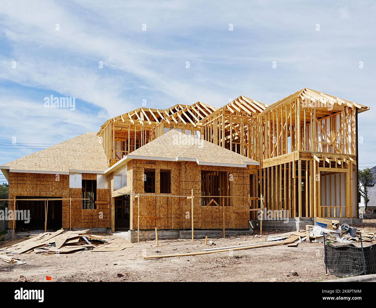 Georgetown, Texas, USA - Holzrahmen eines neuen 2-stöckigen Hauses im Bau Stockfoto