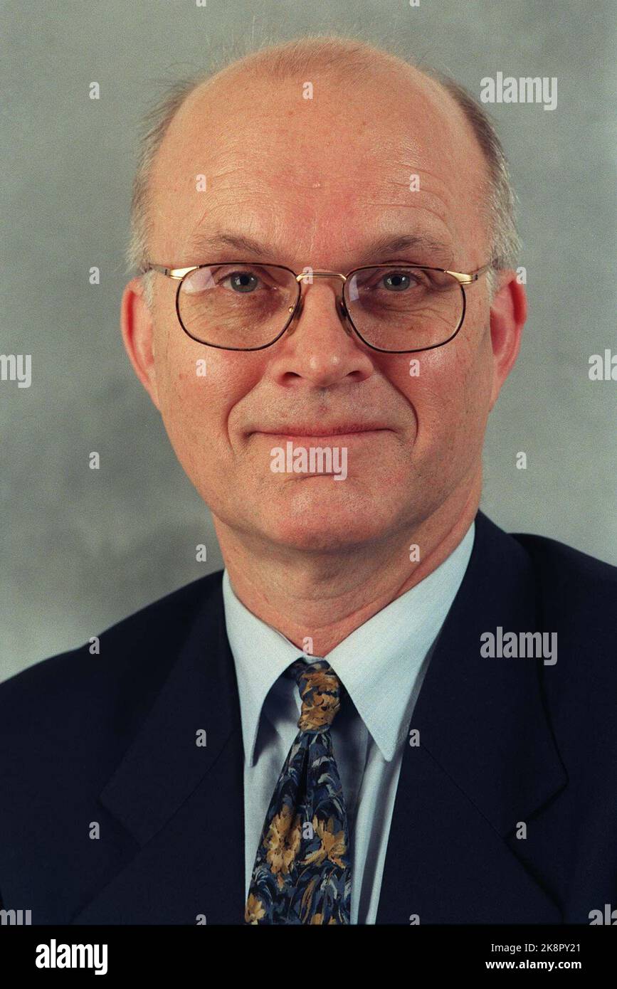 Ausschussvorsitzender Arne Karstad hat einen Brief an das Kontrollkomitee des Storting geschickt, in dem er gegen die Erklärung von Oddmund Hammerstad wegen mehrerer wichtiger Punkte vorgeht. (NTB-Foto: Morten Holm) Stockfoto