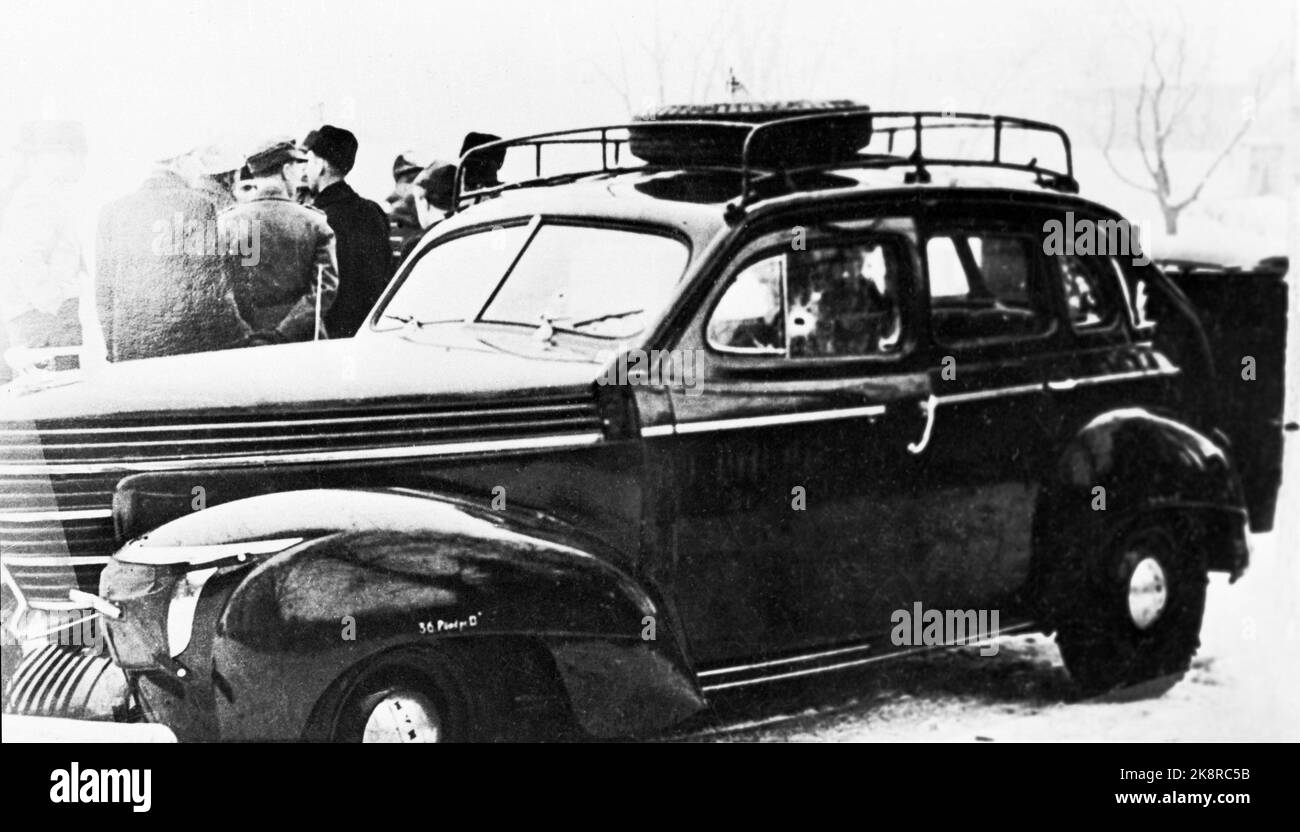 Karl A. Marthinsen, Polizeichef in Oslo während der deutschen Besetzung Norwegens. Aufgenommen von der Widerstandsbewegung im Februar 1945. Das Bild: Staatspolizeichef Karl Marthinsen wird im Februar 1945 in einem Auto angeschossen und getötet. Bildtext: 'General Marthinsens letzte Autofahrt.' NTB-Archivfoto / ntb Stockfoto