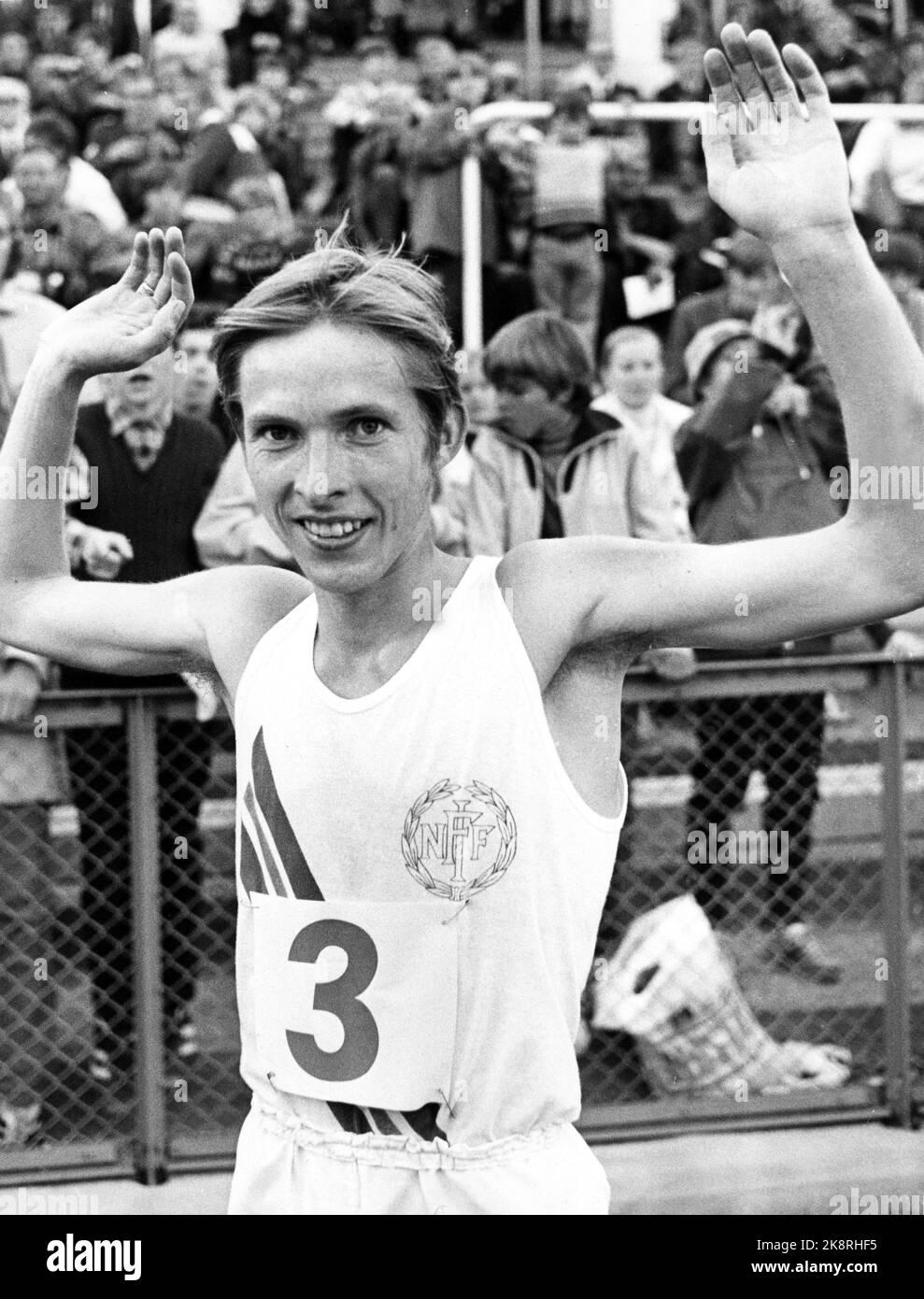Oslo 19710629.Landskamp Norge / Schweden in der Leichtathletik. Per Halle erzielte den Sieger von 10000 Metern, was ein neuer norwegischer Rekord war. Foto: NTB-Archiv / NTB Stockfoto