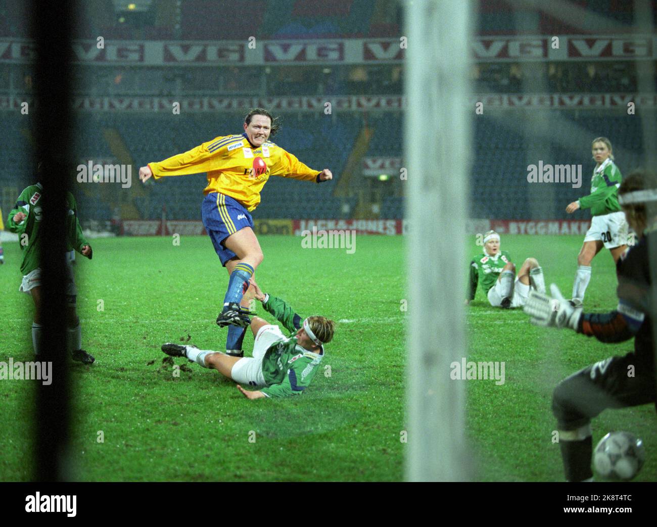 Oslo 19961026 Cup-Finale im Ullevål-Stadion. Trondheims/Ørn - Klepp 3 - 0 Frauenfußball, Randi Leinan aus Trondheims/Ørn. Foto: Cornelius Poppe / NTB Stockfoto