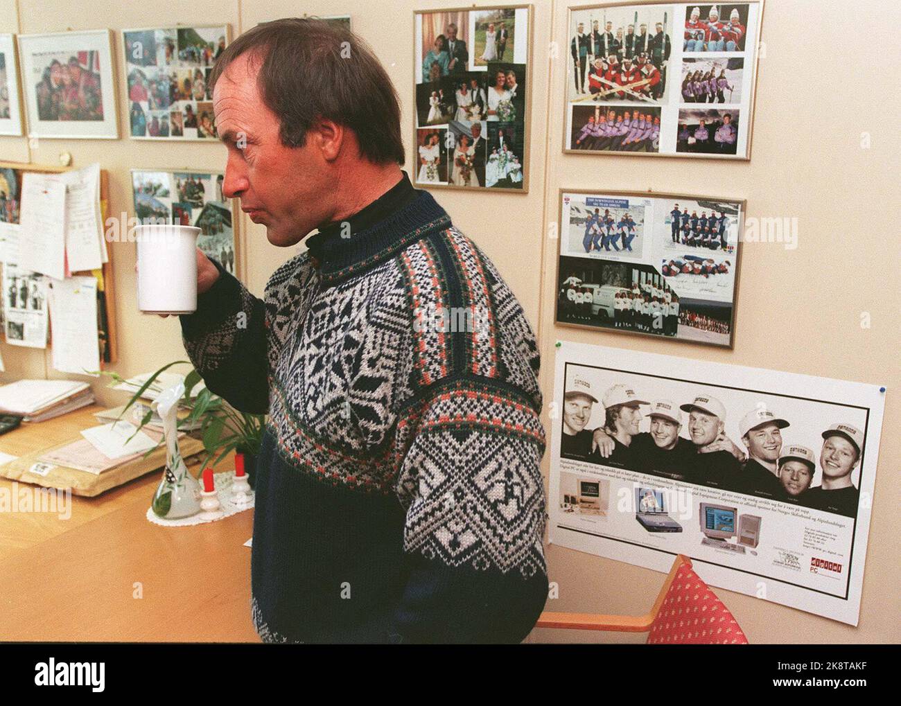 Der Trainer der alpinen Nationalmannschaft, Dieter Bartsch, wird entlassen. Eine letzte Kaffeetasse im Büro von Liv Brentebråten, und dann die Gefühle weiter. Es gab einen traurigen Abschied vom Leben. Foto: Helge Hansen / NTB Skifahren / Alpin Stockfoto