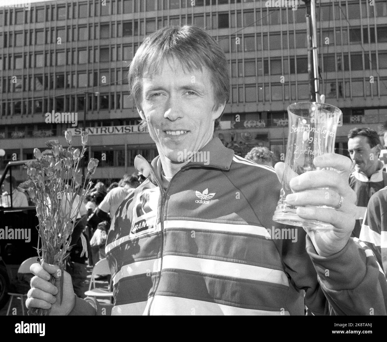 Oslo 19880424 Geir Kvernmo wurde mit seinem zweiten Platz in der Elite-Klasse der beste Norweger im Mittelrennen. Foto: Eystein Hanssen / NTB. Physische Loks: NTB NEG 19774 A Stockfoto