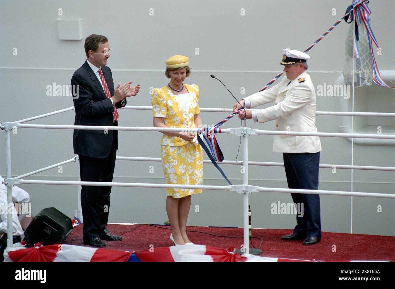 USA 19920426 Königin Sonja tauft das Schiff 'Majesty of the Seas' Foto; NTB Stockfoto
