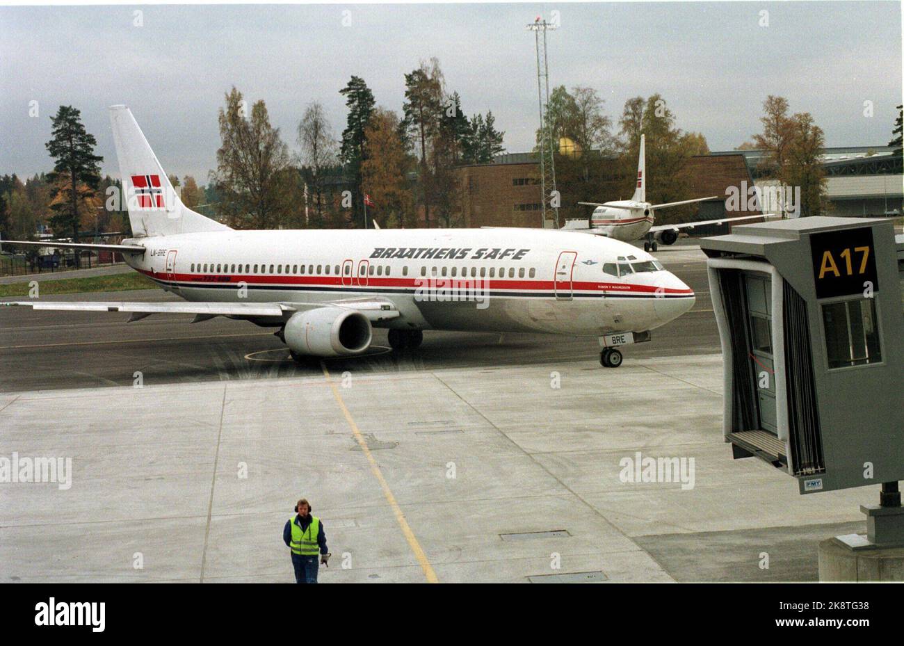 Kurz vor dem 6am. September wurde zwischen den Parteien in Braathens am Freitag eine Einigung erzielt, und weniger als drei Stunden später wurde das erste Braathens-Flugzeug aus Gardermoen entlastet. Scan-Foto: Anders Knudsen Stockfoto