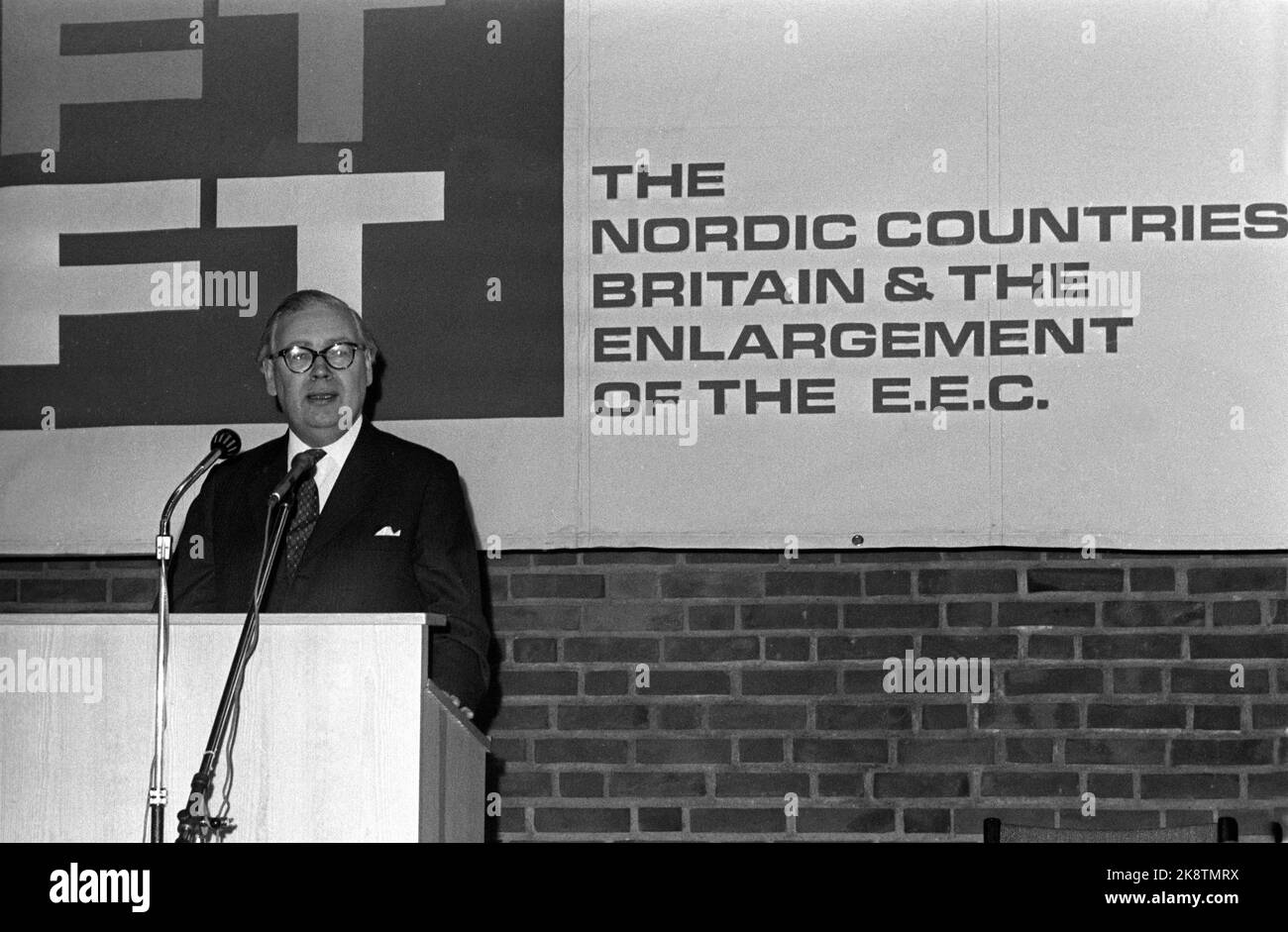 Die Oslo 19710525 Financial Times hält das EEC-Seminar in Oslo ab. Das Seminar trägt den Titel „die nordischen Länder, Großbritannien und die Erweiterung der EWG“, so der britische Haupthändler Geoffrey Rippon während des Treffens. Foto: NTB / NTB Stockfoto