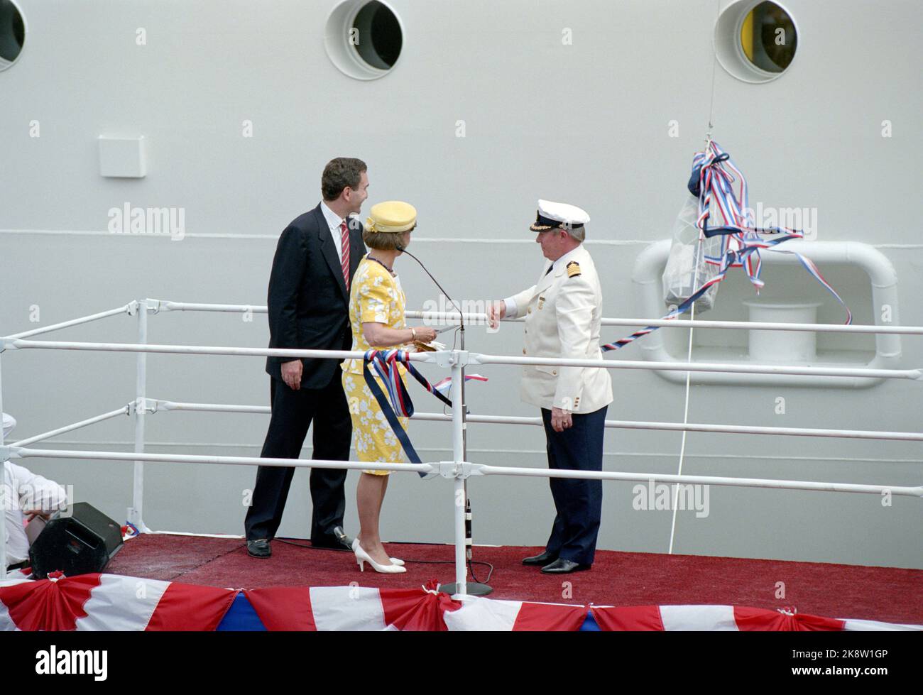 USA 19920426 Königin Sonja tauft das Schiff 'Majesty of the Seas' Foto; NTB Stockfoto