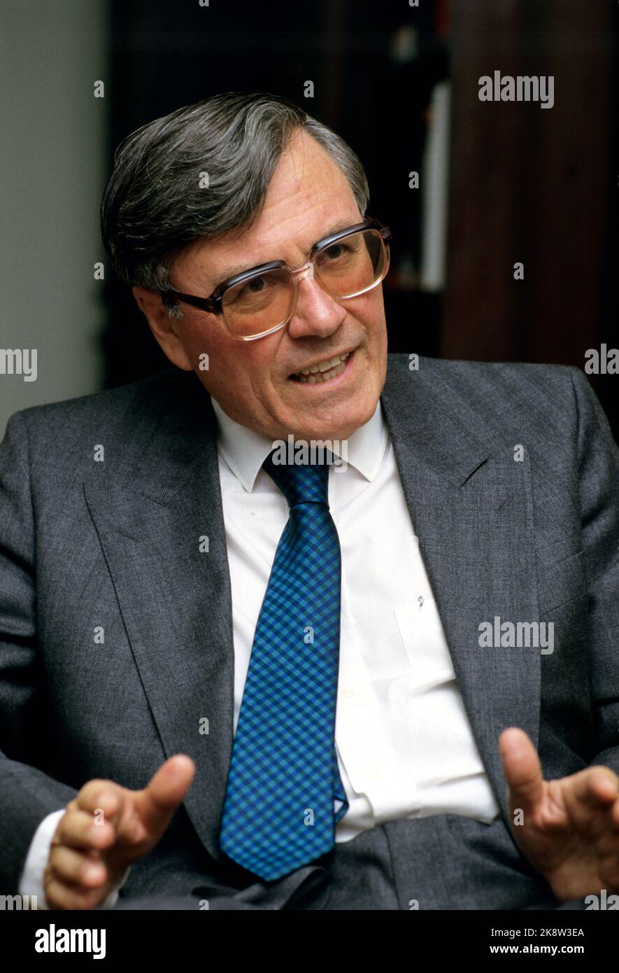 Oslo 19860924. Der Minister für Erdöl und Energie Arne Øien (AP) war von Mai 1986 bis Oktober 1989 Staatsminister in der Regierung Brundtland. Foto: Morten Holm / NTB / NTB Stockfoto