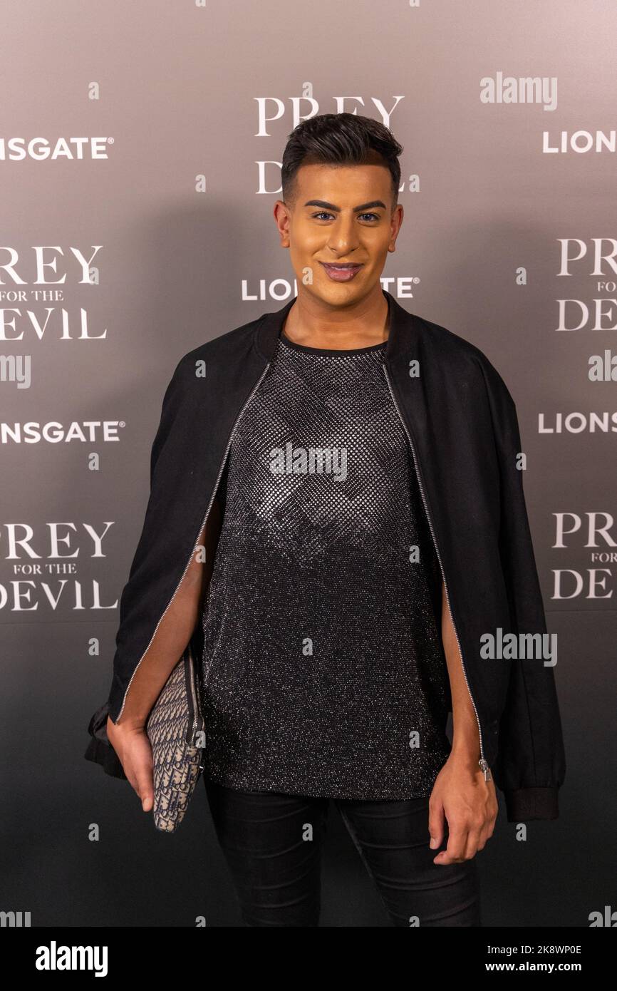London, Großbritannien. 24. Oktober 2022. Junaid Ahmed nimmt an der „Prey for the Devil“ Celebrity Experience in London Teil. (Foto: Phil Lewis/SOPA Images/Sipa USA) Quelle: SIPA USA/Alamy Live News Stockfoto