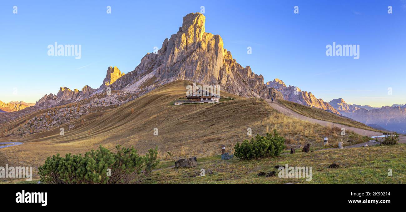 Sunrise at Passo di Giau Stockfoto