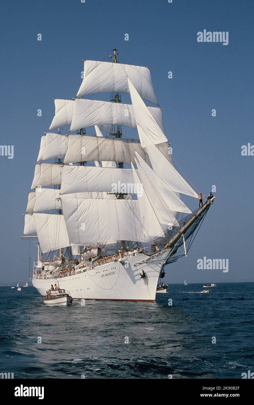 VEREINIGTES KÖNIGREICH. Isle of Wight. Cowes. Polnisches Segelschulschiff. Dar Mlodziezy. Eingeführt Im November 1981. Stockfoto