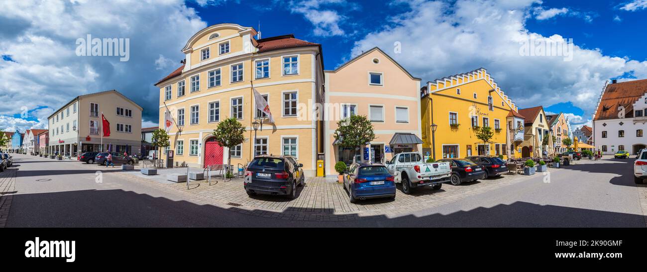 BEILNGRIES, DEUTSCHLAND - 30. MAI 2016: Berühmte alte Gebäude in Beilngries. Es ist eine Stadt im Landkreis Eichstätt, in Bayern, Deutschland. Es war der erste m Stockfoto