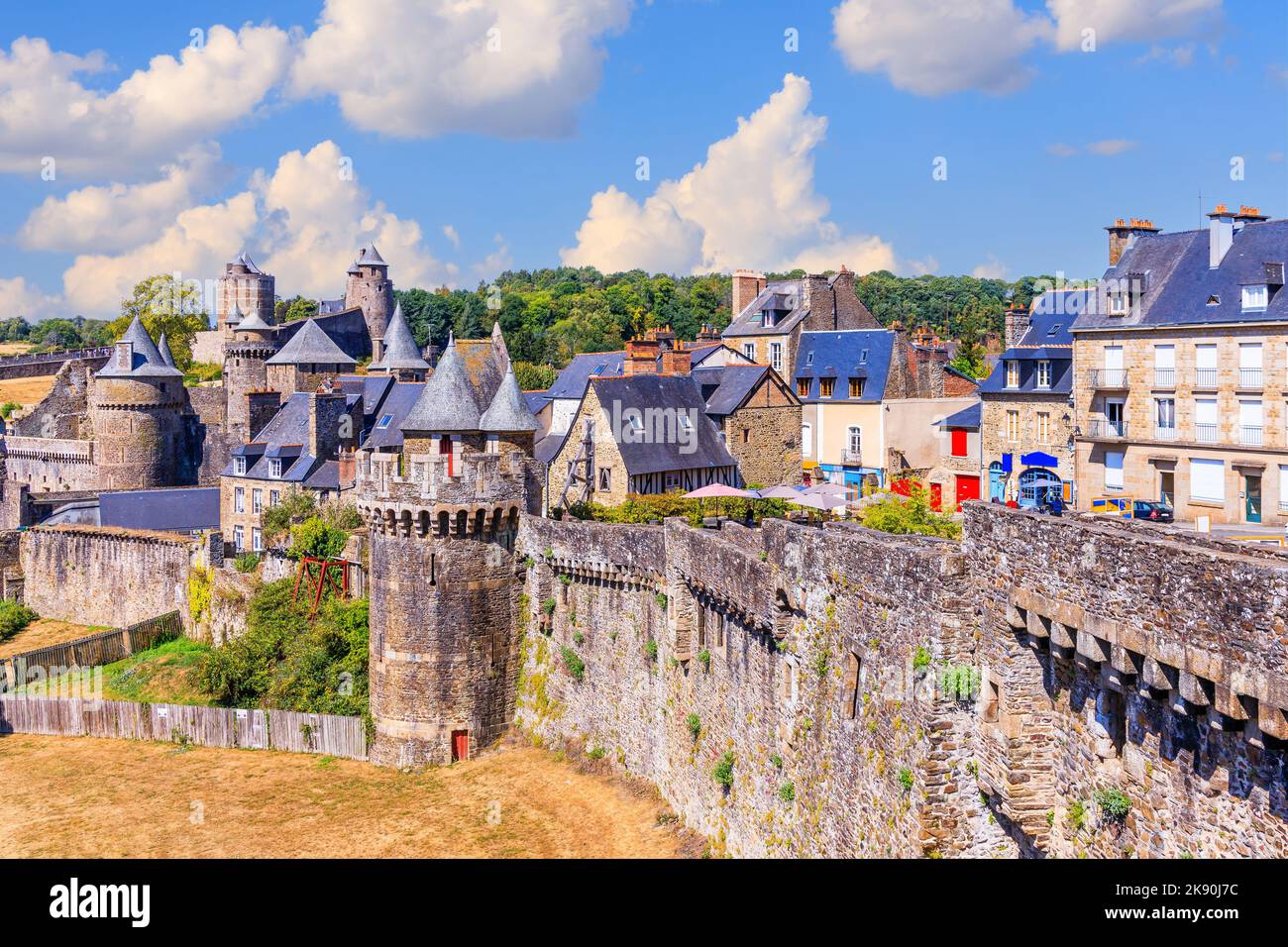 Bretagne, Frankreich. Schloss Fougeres in der mittelalterlichen Stadt Fougeres. Stockfoto