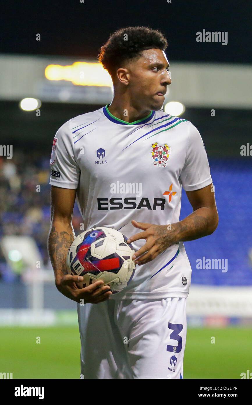 Ethan Bristow #3 von Tranmere Rovers während des Sky Bet League 2-Spiels Tranmere Rovers gegen Rochdale im Prenton Park, Birkenhead, Großbritannien, 25.. Oktober 2022 (Foto von Phil Bryan/News Images) in, am 10/25/2022. (Foto von Phil Bryan/News Images/Sipa USA) Quelle: SIPA USA/Alamy Live News Stockfoto