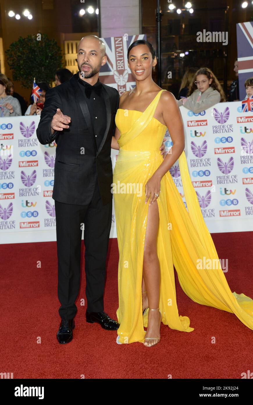 Foto muss gutgeschrieben werden ©Alpha Press 078237 24/10/2022 Marvin Humes und Rochelle Wiseman Humes The Daily Mirror Pride of Britain Awards 2022 in London Stockfoto