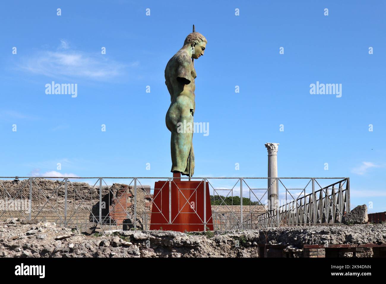 Pompei - Statua di Dedalo dello scultore polacco Igor Mitoraj Stockfoto