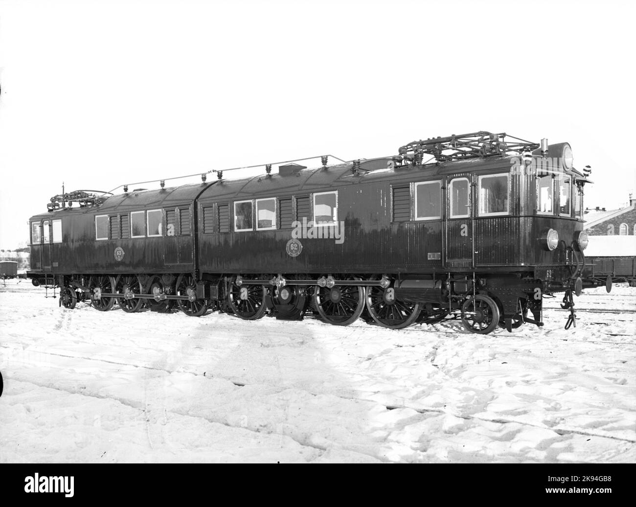 Die Staatsbahnen, SJ OE 62 - 63. Nach der Auditierung bei Vagn & Maskinfarben in Falun in SJ-roter Farbe gestrichen. Stockfoto