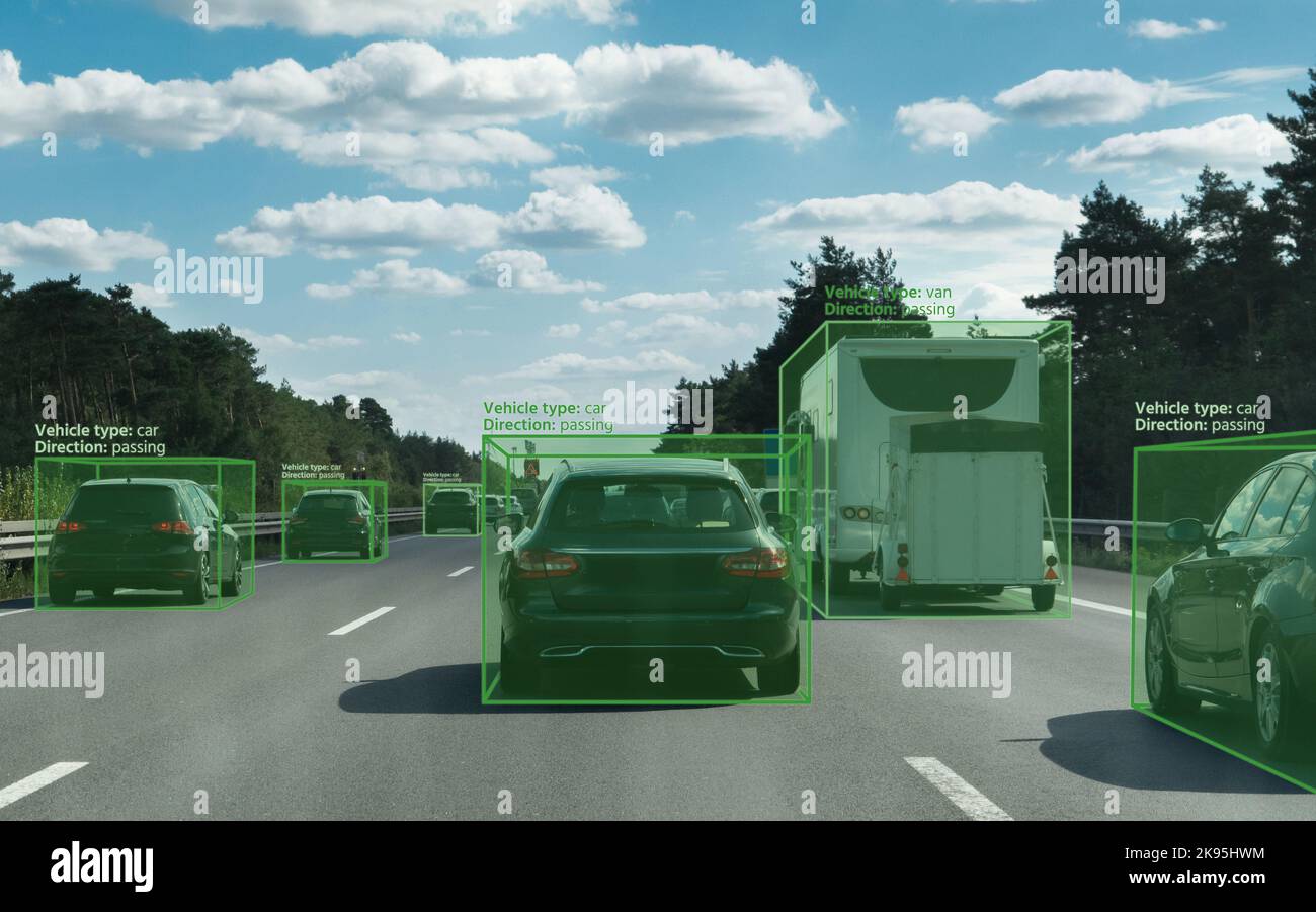 Autonomes Fahrzeugbild mit Systemerkennung von Autos Stockfoto